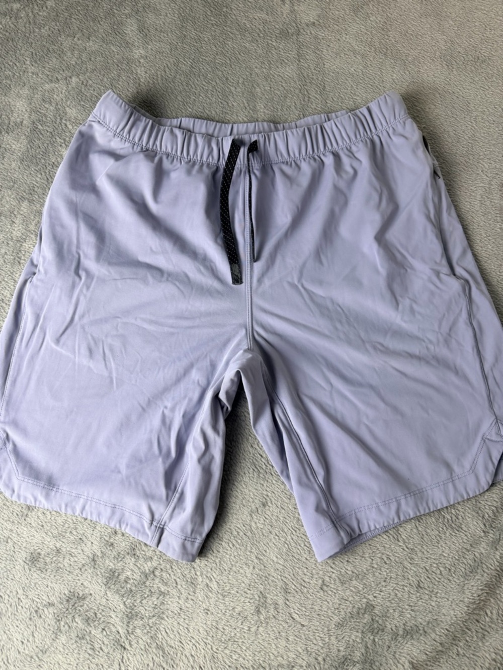 Fabletics The One Short Men’s Medium Grey Purple Trim 9” Athletic Workout